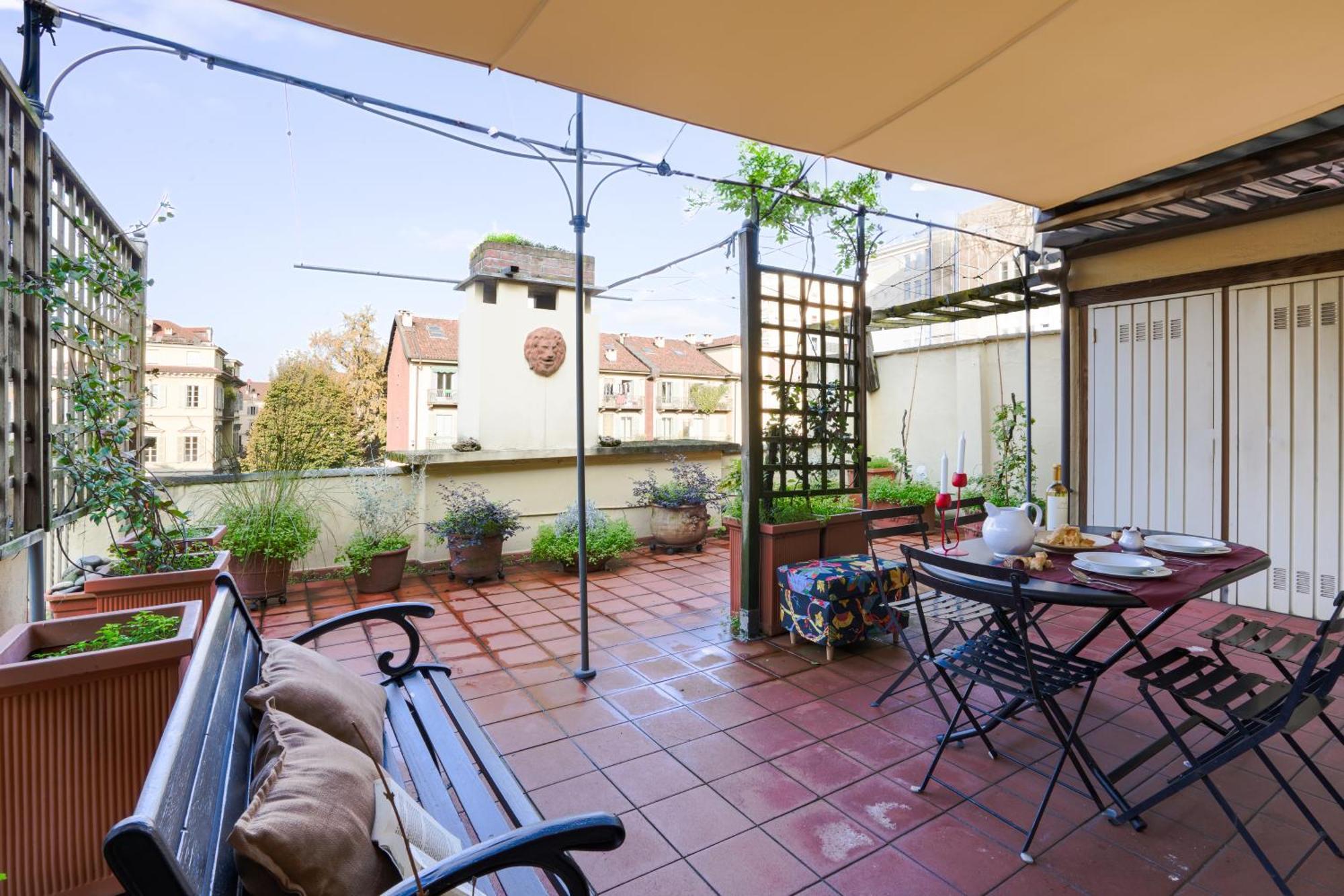 Mazzini Apartment, Terrace & River View *