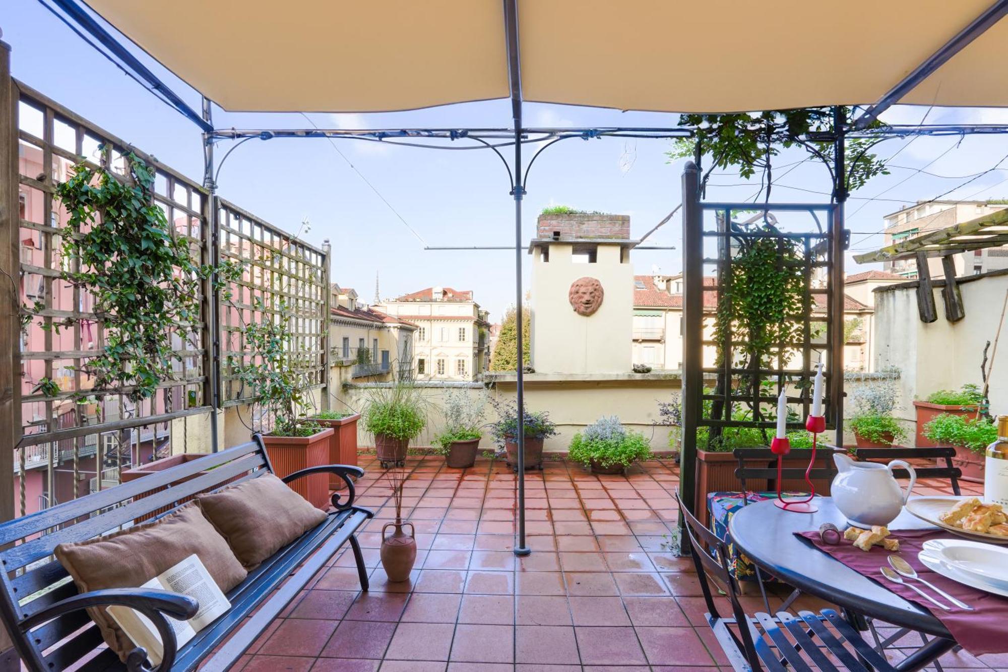 Mazzini Apartment, Terrace & River View *